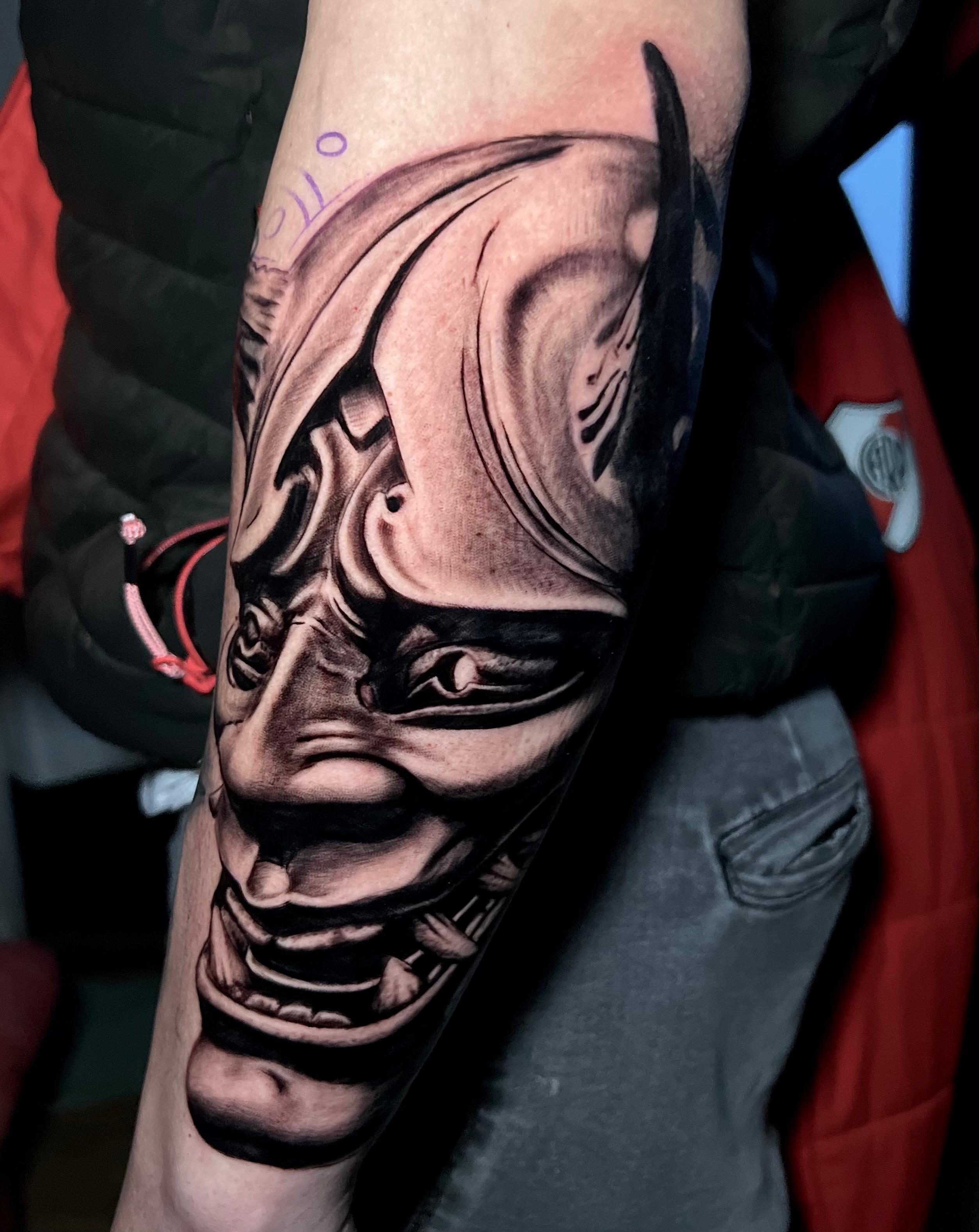 Tatuaje de rostro realista en Zürich | Arte personalizado en la piel Tatuaje de rostro realista en Zürich | Arte personalizado en la piel